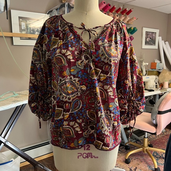 Sundance cotton blouse in fall color pallet w/crochet trim - Picture 2 of 7